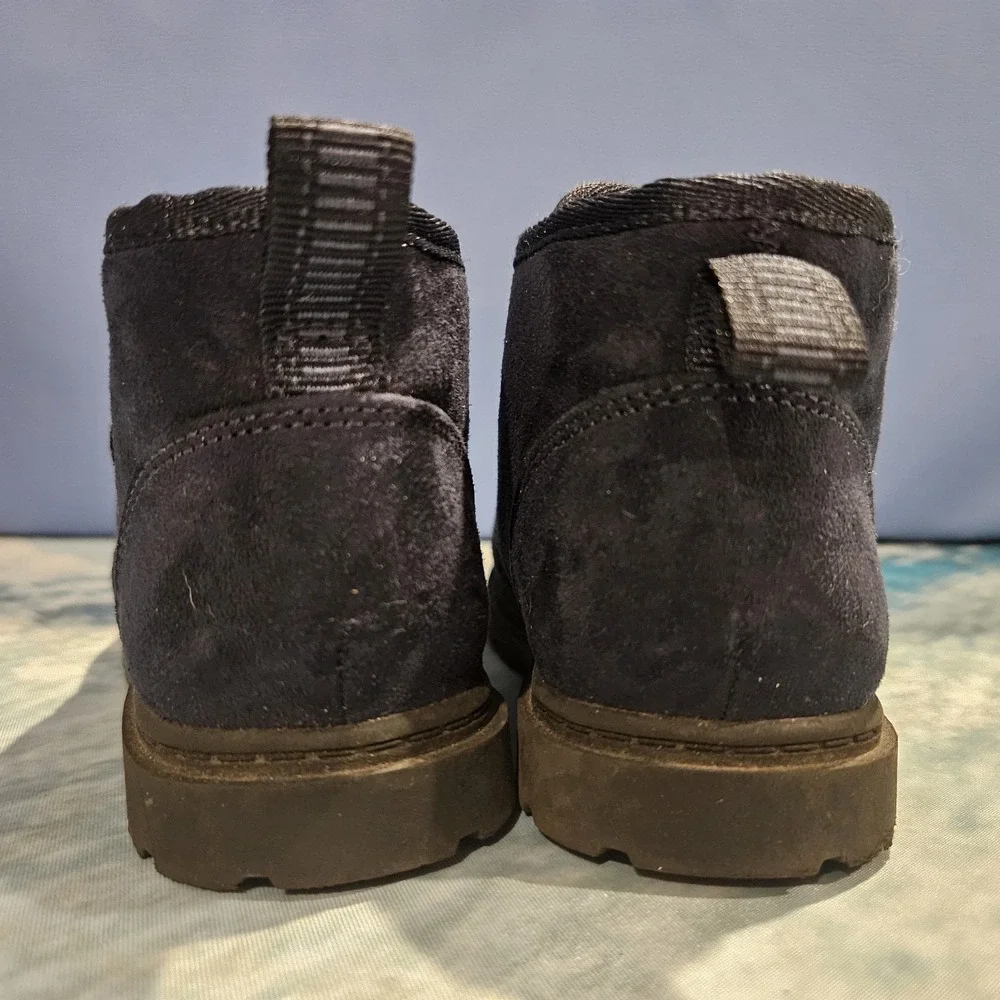 Toddler Boys Shoes 2 Pairs Size 8 Brown Wingtip Sneakers Navy Fleece Lined Boots